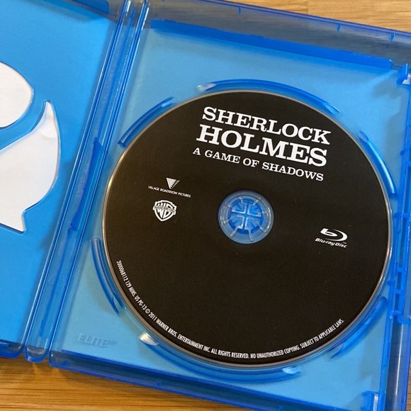 Sherlock Holmes A Game of Shadows Blu-ray DVD w/Robert Downey JR & Jude Law - Picture 5 of 5